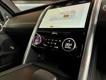 Land Rover Discovery D300 MHEV Dynamic HSE 