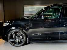 Land Rover Discovery D300 MHEV Dynamic HSE 