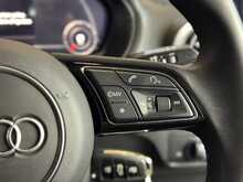 Audi Q2 TFSI Sport 
