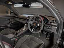 Porsche 718 Cayman T GTS
