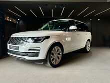 Land Rover Range Rover P400e Vogue SE 