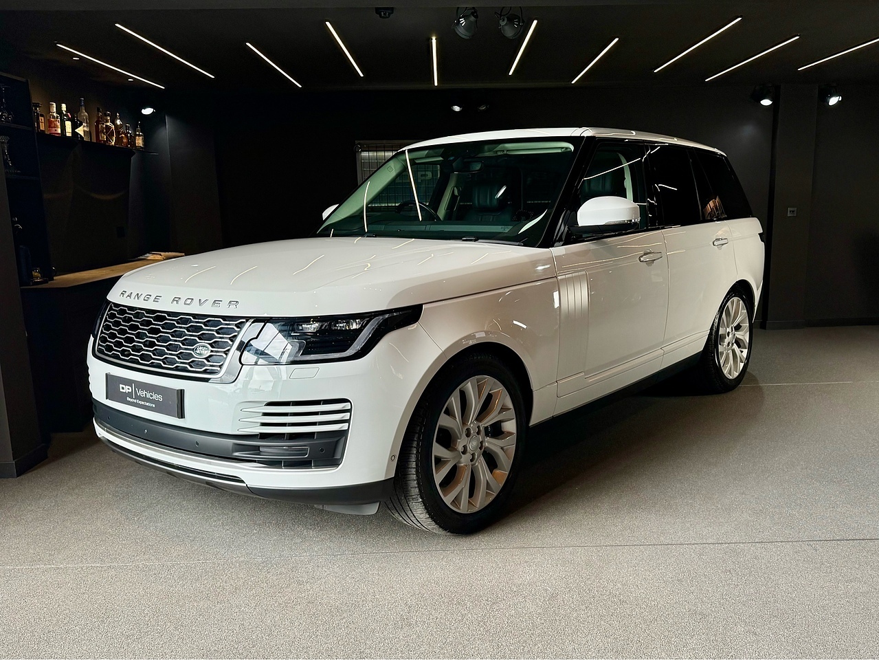 Land Rover Range Rover P400e Vogue SE - U1965