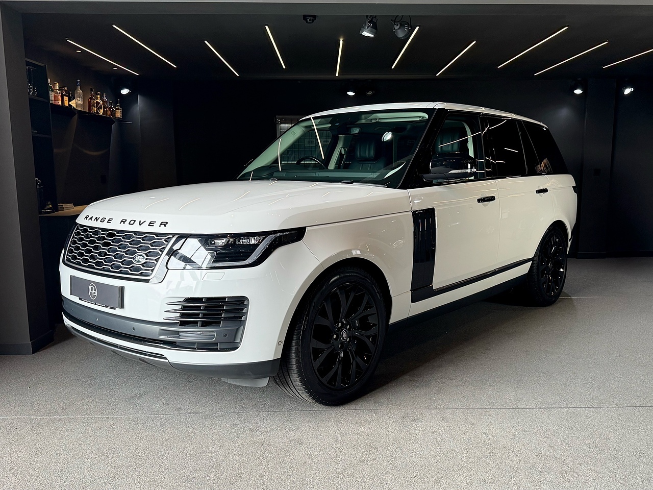 Land Rover Range Rover P400e Vogue SE - U1965