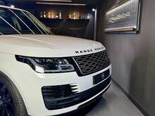 Land Rover Range Rover P400e Vogue SE