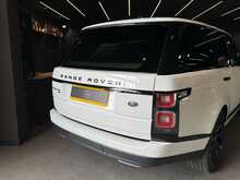 Land Rover Range Rover P400e Vogue SE