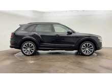 Bentley Bentayga V8 