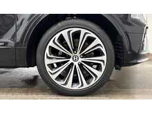 Bentley Bentayga V8 