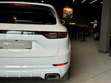 Porsche Cayenne T V6