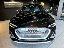Audi e-tron S 