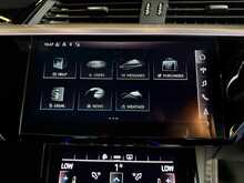Audi e-tron S 