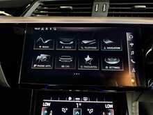 Audi e-tron S 