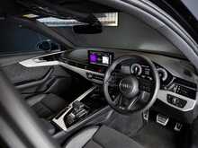 Audi A4 Avant TFSI S line