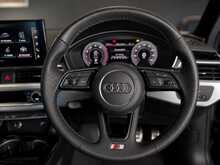 Audi A4 Avant TFSI S line