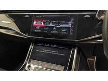 Audi Q7 TFSI V6 Black Edition