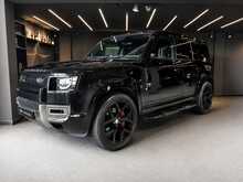 Land Rover Defender 110 i6 X 