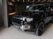 Land Rover Defender 110 i6 X 