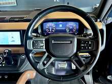 Land Rover Defender 110 i6 X 