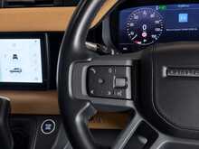 Land Rover Defender 110 i6 X 