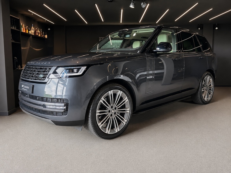 3.0 P400 MHEV Autobiography SUV 5dr Petrol Auto 4WD Euro 6 (s/s) (400 ps)