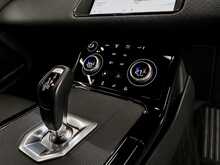 Land Rover Range Rover Evoque P200 MHEV R-Dynamic