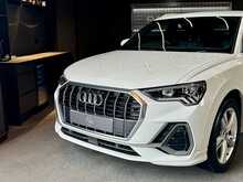 Audi Q3 TFSI CoD S line