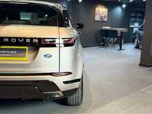 Land Rover Range Rover Evoque P300e Autobiography 