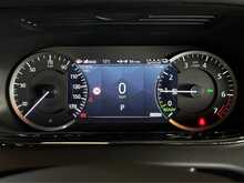 Land Rover Range Rover Evoque P300e Autobiography 