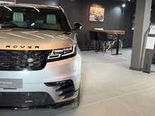 Land Rover Range Rover Velar D200 MHEV R-Dynamic HSE 