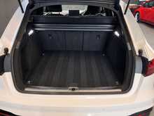 Audi A4 Avant TFSI S line 