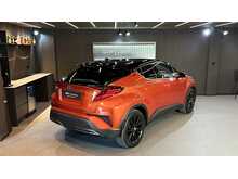 Toyota C-HR VVT-h Orange Edition 