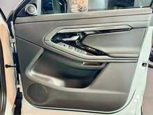 Land Rover Range Rover Evoque P200 MHEV R-Dynamic S