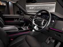 Land Rover Range Rover D300 MHEV SE 