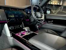 Land Rover Range Rover D300 MHEV SE 