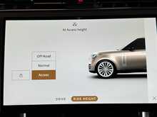 Land Rover Range Rover D300 MHEV SE 