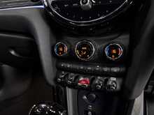 MINI Hatch Cooper Exclusive 