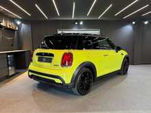 MINI Hatch Cooper Exclusive 