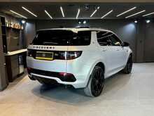 Land Rover Discovery Sport P300e Urban Edition 