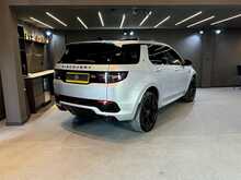 Land Rover Discovery Sport P300e Urban Edition 