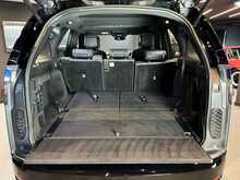 Land Rover Discovery D300 MHEV R-Dynamic SE 
