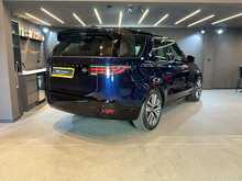 Land Rover Discovery D300 MHEV R-Dynamic SE 