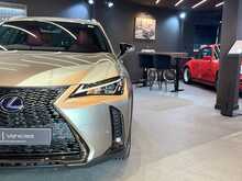 Lexus UX 250h F Sport 