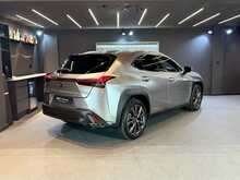 Lexus UX 250h F Sport 