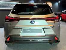 Lexus UX 250h F Sport 