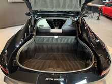 Aston Martin Vantage V8 