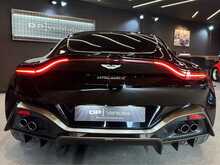 Aston Martin Vantage V8 