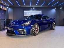Porsche 718 Cayman GT4 