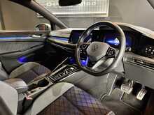 Volkswagen Golf TSI R 