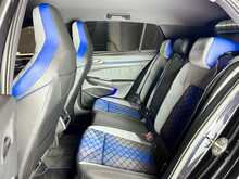 Volkswagen Golf TSI R 
