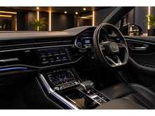Audi Q7 TDI V6 Black Edition 