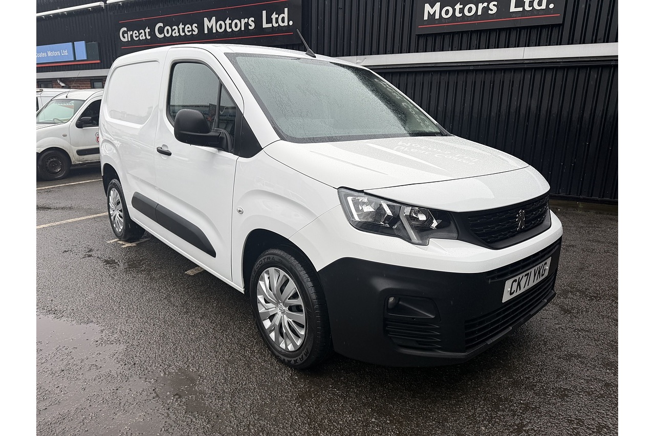 Peugeot 1.5 BlueHDi 1000 Professional Premium Standard Panel Van 5dr Diesel Manual SWB Euro 6 (100 bhp)